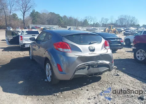 2014 Hyundai Veloster Base W/Black z USA, uszkodzony, nr VIN KMHTC6AD7EU207151